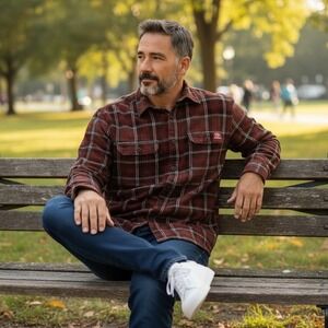 Wolverine Men's L Plaid Flannel Long Sleeve Button Up Red Black 100% Cotton